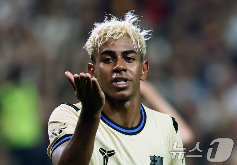 31일 서울 마포구 상암동 서울월드컵경기장에서 열린 ‘2025 FC바르셀로나 아시아투어’ FC서울과 FC바르셀로나의 경기, FC바르셀로나 라민 야말이 두 번째 골을 성공시키고 기뻐하고 있다. 2025.7.31/뉴스1 ⓒ News1 이승배 기자