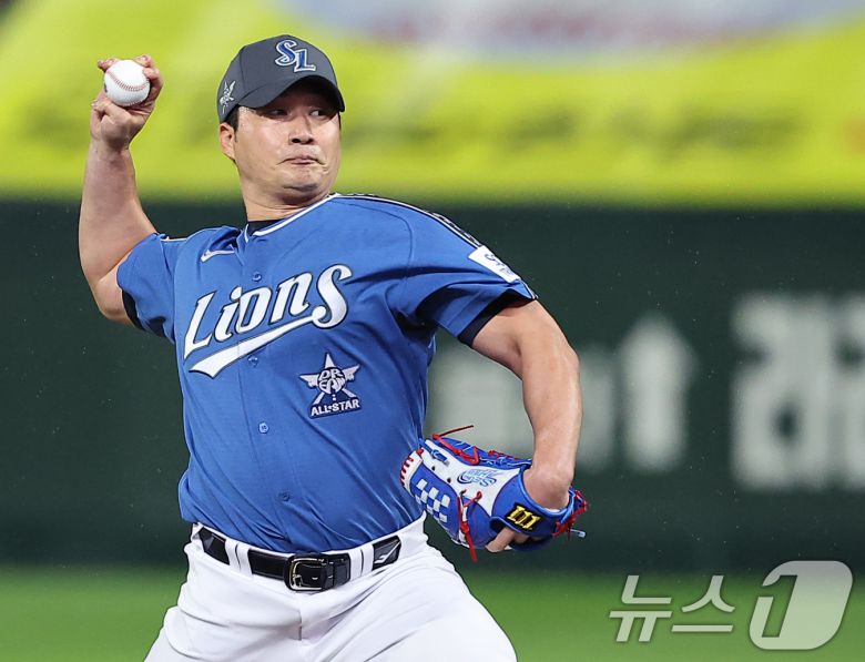 투구하는 오승환. 뉴스1 DB ⓒ News1 김진환 기자
