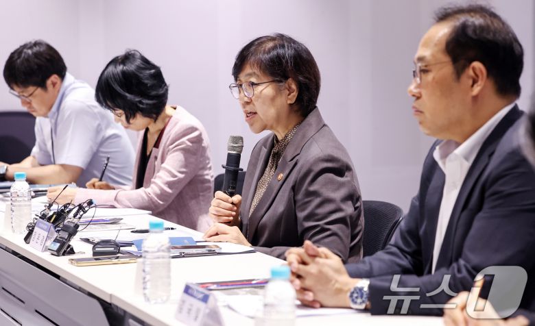 정은경 보건복지부 장관이 발언을 하고 있다. 2025.8.7/뉴스1 ⓒ News1 민경석 기자