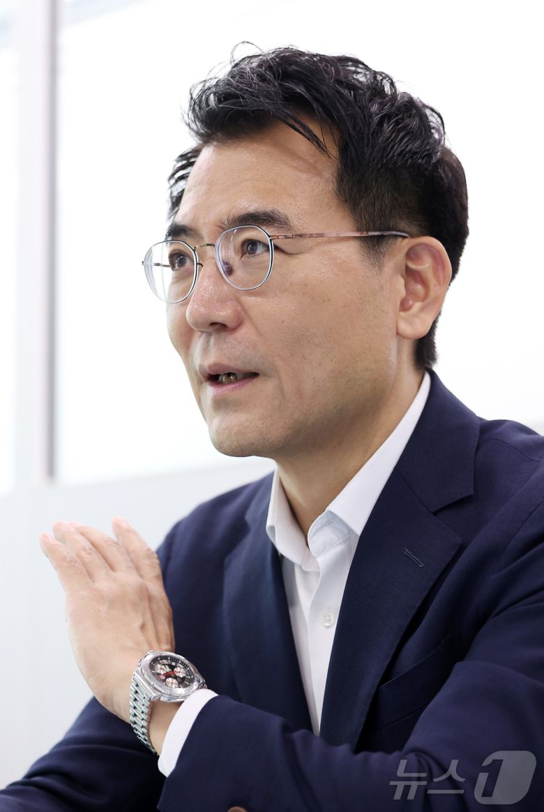 남영우 국토교통부 건설정책국장이 30일 정부세종청사 국토교통부 사무실에서 뉴스1과 인터뷰를 하고 있다. /뉴스1 ⓒ News1 김성진 기자