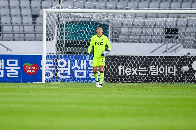 서울 이랜드FC의 구성윤(서울 이랜드 제공)