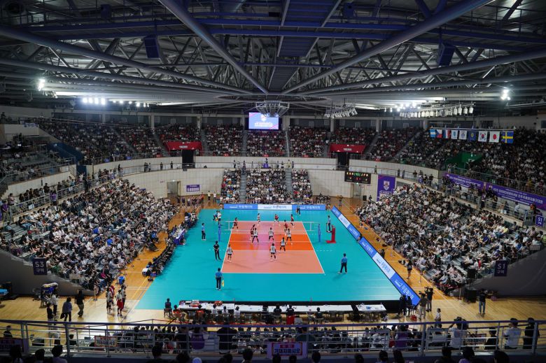 경기장을 가득 메운 관중(대한배구협회 제공)