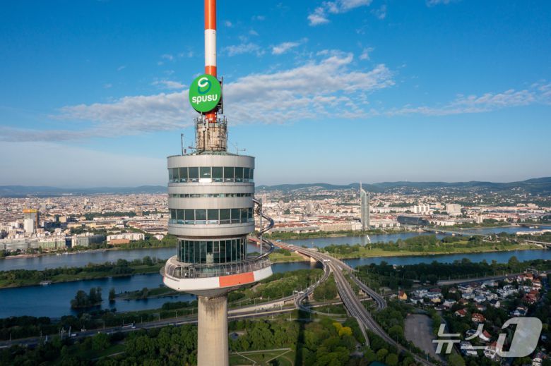 도나우타워는 빈에서 가장 높은 전망 명소이다.(도나우타워 제공)