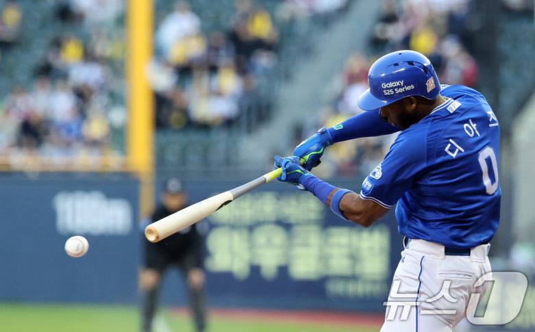 삼성 라이온즈 외국인 타자 르윈 디아즈. 2025.4.16/뉴스1 ⓒ News1 이승배 기자