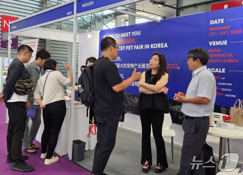 22일 중국 상해에서 열린 '펫페어 아시아'에 설치된 메가주 부스. ⓒ 뉴스1 최서윤 기자