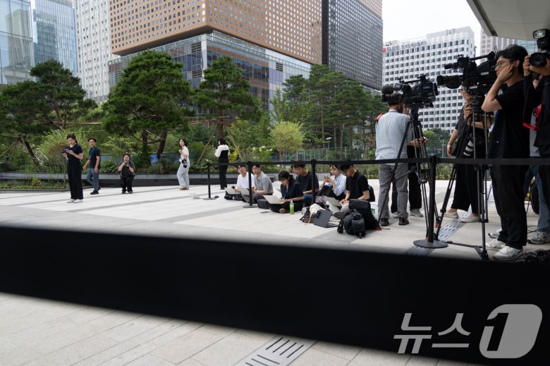 김건희 여사의 각종 의혹을 수사하는 김건희 특검팀(특별검사 민중기)의 윤석열 전 대통령에 대한 첫 소환조사가 또 무산됐다. 2025.7.30/뉴스1 ⓒ News1 이승배 기자