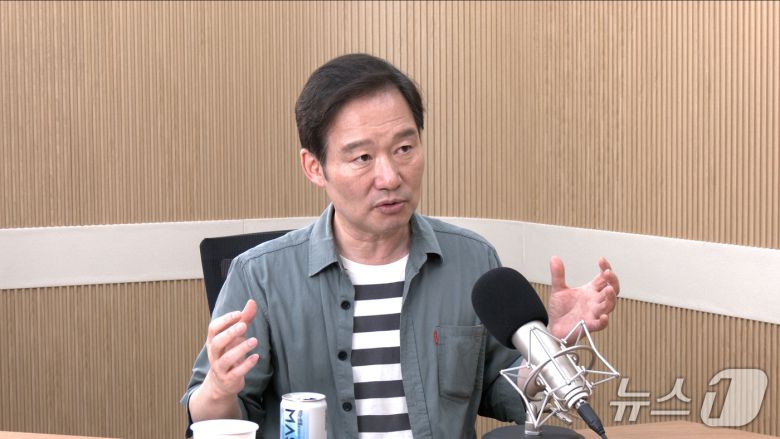 신지호 전 국민의힘 전략기획부총장이 9일 뉴스1TV '팩트앤뷰'에 출연해 질문에 답하고 있다.