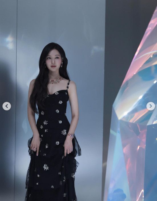 김지원 인스타그램