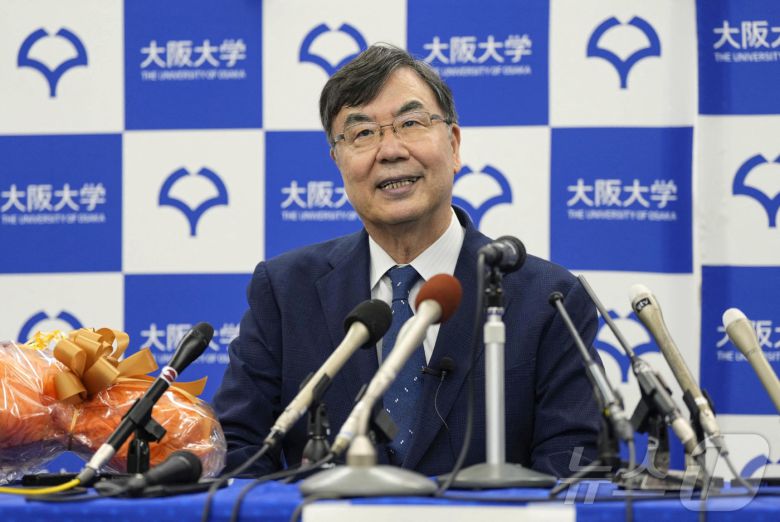 6일 노벨 생리의학상을 수상한 사카구치 시몬 일본 오사카대 명예교수가 오사카부 스이타 오사카대학 캠퍼스에서 기자회견을 하고 있다. 2025.10.06 ⓒ 로이터=뉴스1 ⓒ News1 김지완 기자