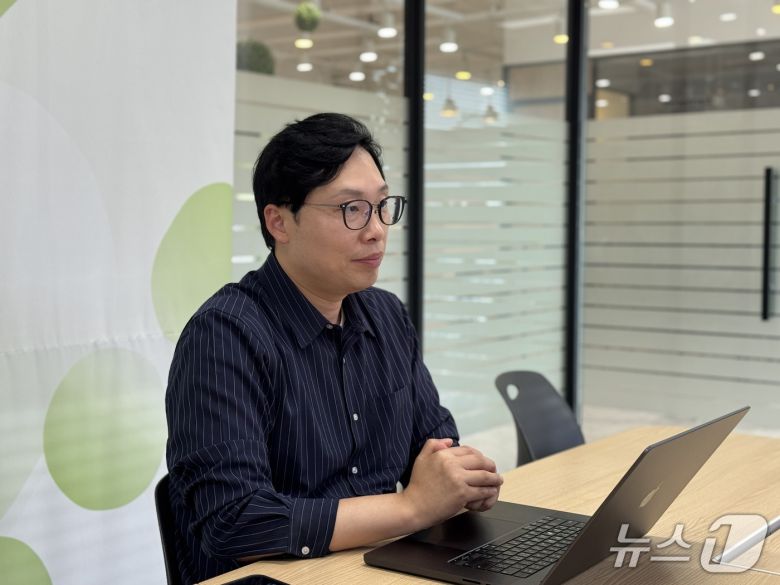 지난 2일 경기도 안양시 지니언스 본사에서 뉴스1과 만난 북한 사이버 위협 대응 전문가 문종현 이사.  2025.10.02/뉴스1 ⓒ News1