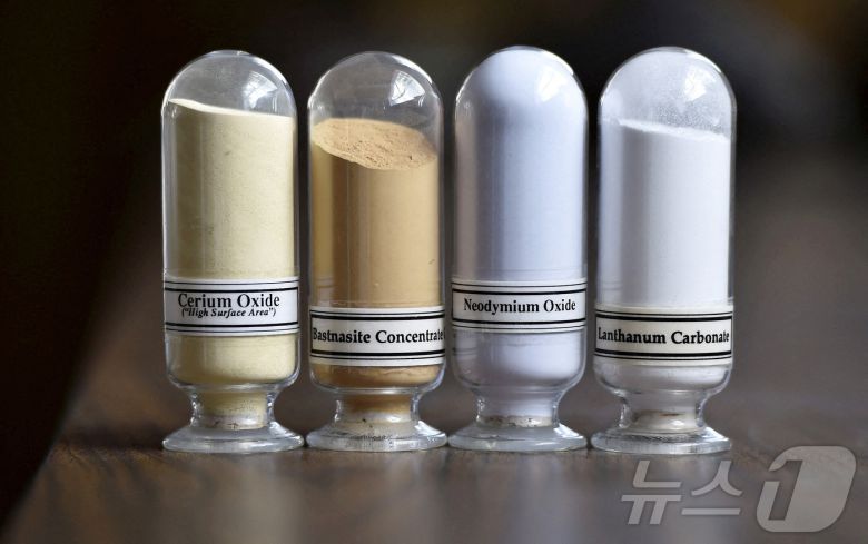 희토류 광물 샘플 ⓒ 로이터=뉴스1 ⓒ News1 구경진 기자