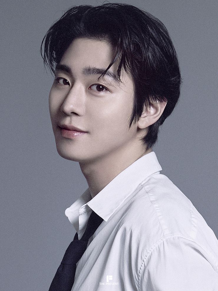 안효섭/아름다운예술인상 수상자