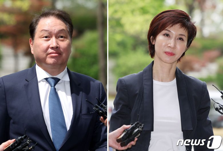 최태원 SK그룹 회장(왼쪽)과 노소영 아트센터 나비 관장. 2024.4.16/뉴스1 ⓒ News1 박지혜 기자