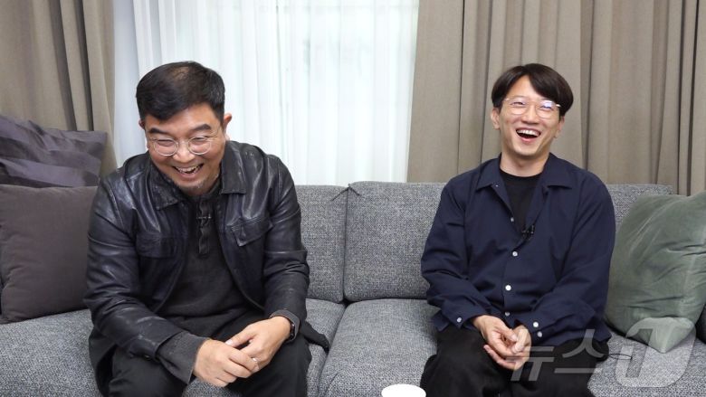 정덕현 대중문화평론가(왼쪽)와 장태유 감독 / 뉴스1DB