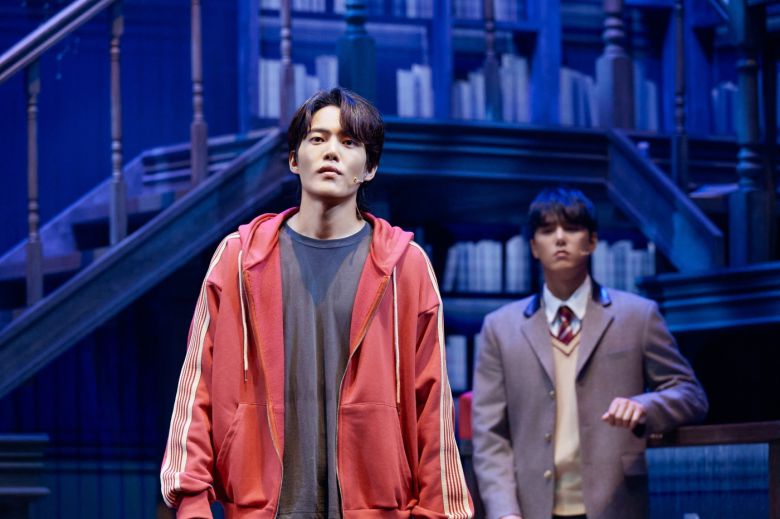뮤지컬 '아몬드' 김건우(왼쪽) 공연 모습(라이브 제공)