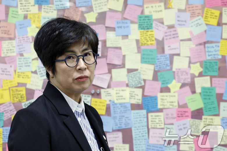 박진 10·29 이태원참사 특별조사위원회(이하 특조위) 사무처장이 24일 오전 서울시 중구 저동1가 삼일대로 특조위 회의실에서 뉴스1과 인터뷰를 하고 있다. ⓒ News1 박정호 기자