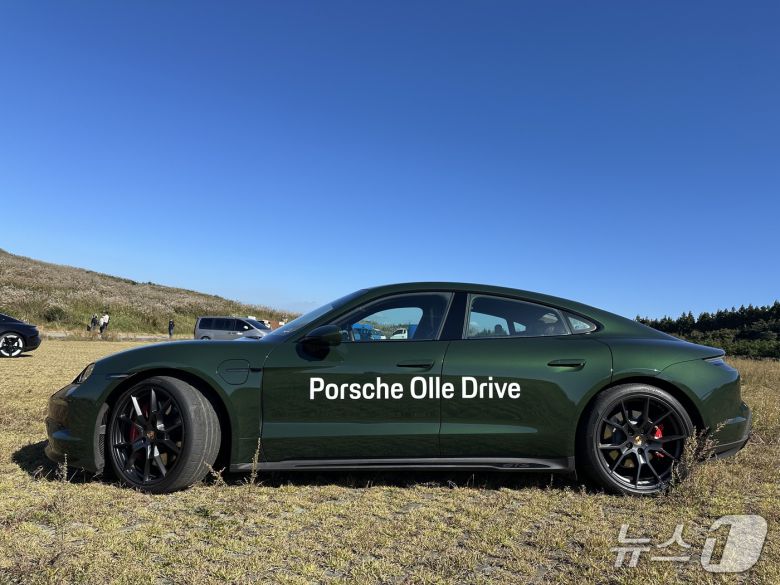 포르쉐의 타이칸 GTS./뉴스1 이동희 기자