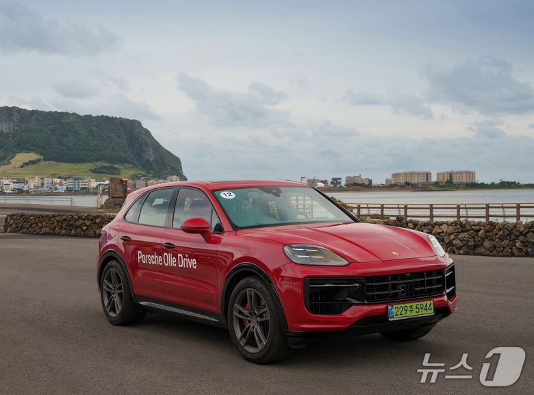 포르쉐의 카이엔 GTS.(포르쉐 제공)