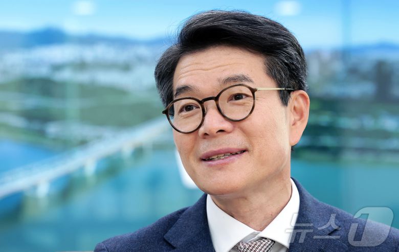 정원오 성동구청장이 14일 서울 성동구청에서 뉴스1과 인터뷰를 하고 있다. ⓒ News1 권현진 기자