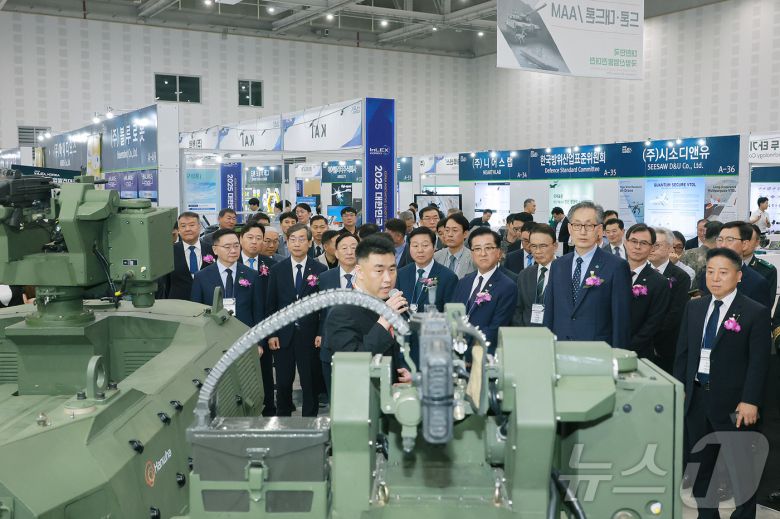 대전시는 지난 18일 대전컨벤션센터(DCC)에서 ‘2025 대한민국 국방산업발전대전’ 개회식을 개최하며 사흘간의 공식 일정을 시작했다.  (대전시 제공 ,재판매 및 DB 금지) 2025.6.19/뉴스1