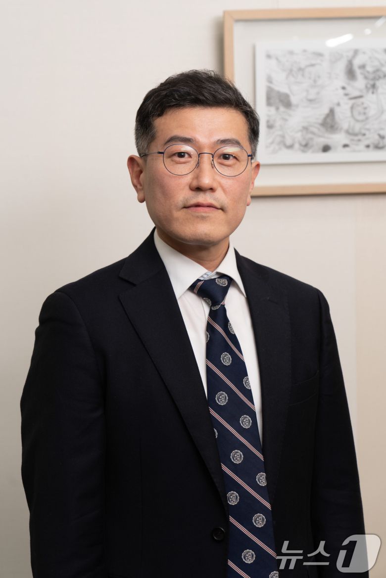 이재명 대통령이 28일 방송미디어통신위원회 위원에 류신환 변호사를 임명했다. (대통령실 제공. 재판매 및 DB 금지) 2025.11.28/뉴스1 ⓒ News1 허경 기자