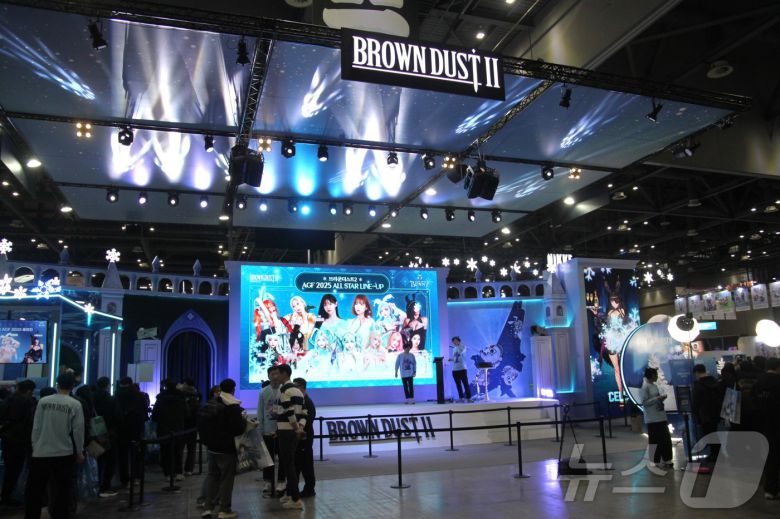 5일 오전 서브컬처 페스티벌  'AGF 2025'가 열리는 일산 킨텍스 제 1전시장 네오위즈 '브라운더스트2' 부스가 설치돼 있다. AGF 2025는 12월 5일부터 7일까지 일산 킨텍스에서 열린다.2025.12.5/뉴스1 ⓒ News1 김민재 기자