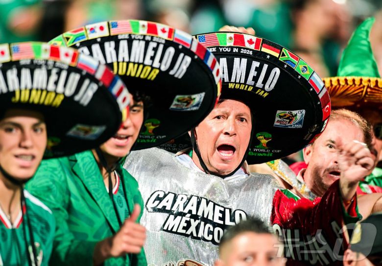 FBL-FRIENDLY-MEX-URU ⓒ AFP=뉴스1