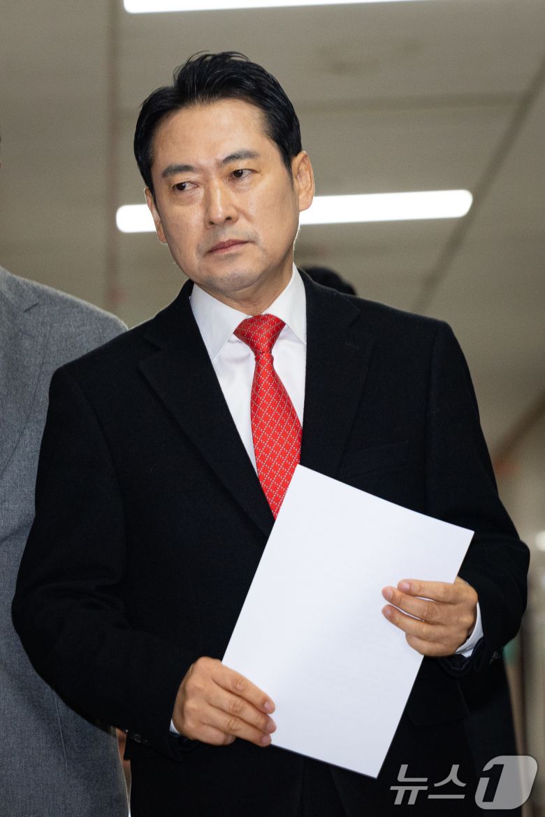 장동혁 국민의힘 대표가 28일 서울 여의도 국회에서 열린 현안 기자간담회에 참석하고 있다. 2025.12.28/뉴스1 ⓒ News1 유승관 기자