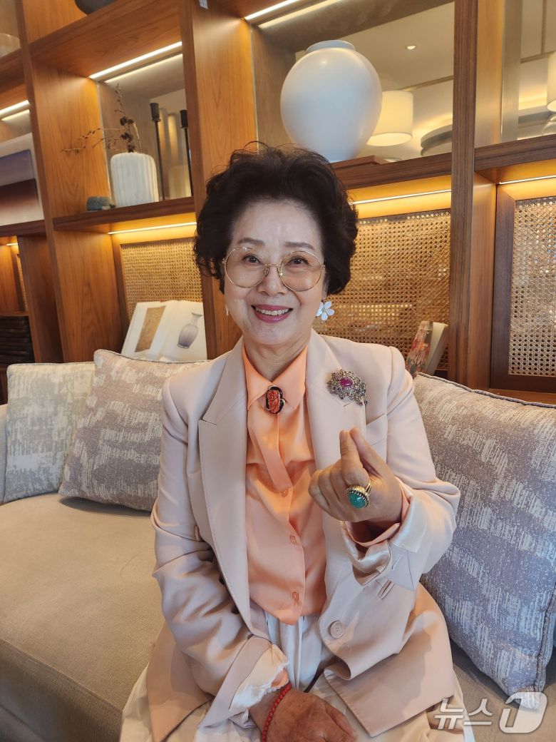 배우 선우용여 제공