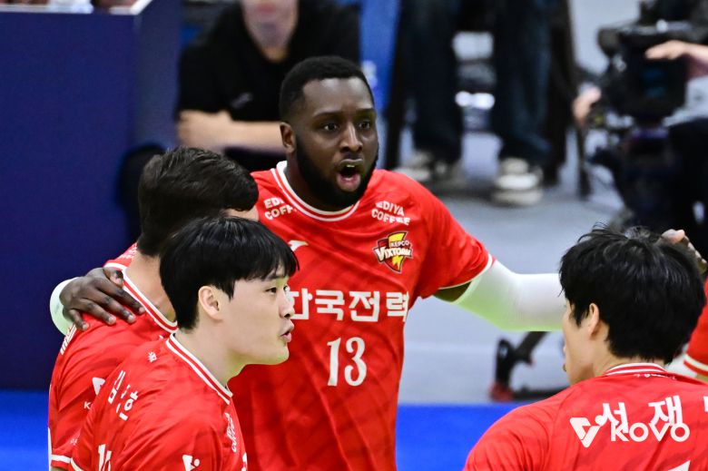 한국전력 선수들. (KOVO 제공)