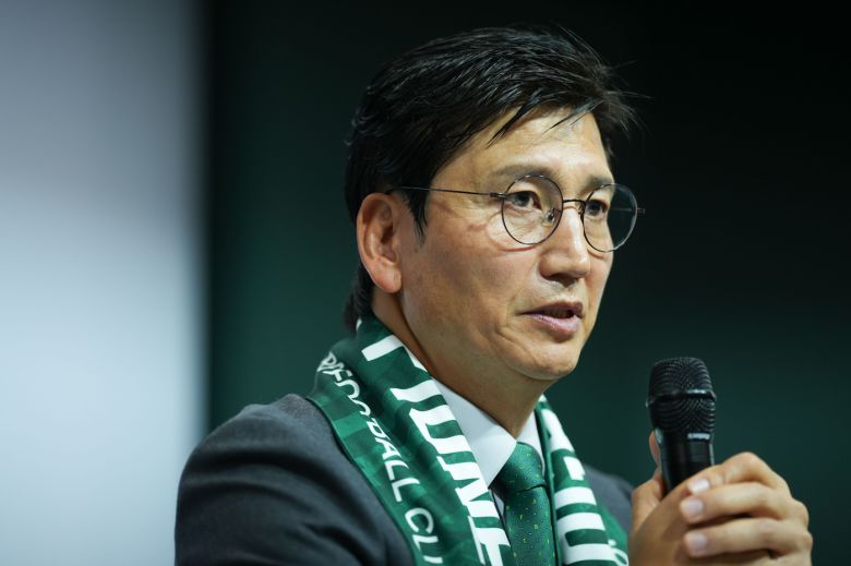 정정용 전북 현대 감독이 6일 취임식을 갖고 각오를 전했다.(전북 제공)