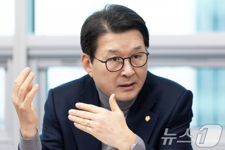 신동욱 국민의힘 최고위원이 6일 서울 여의도 국회 의원회관에서 뉴스1과 인터뷰하고 있다. ⓒ News1 이승배 기자