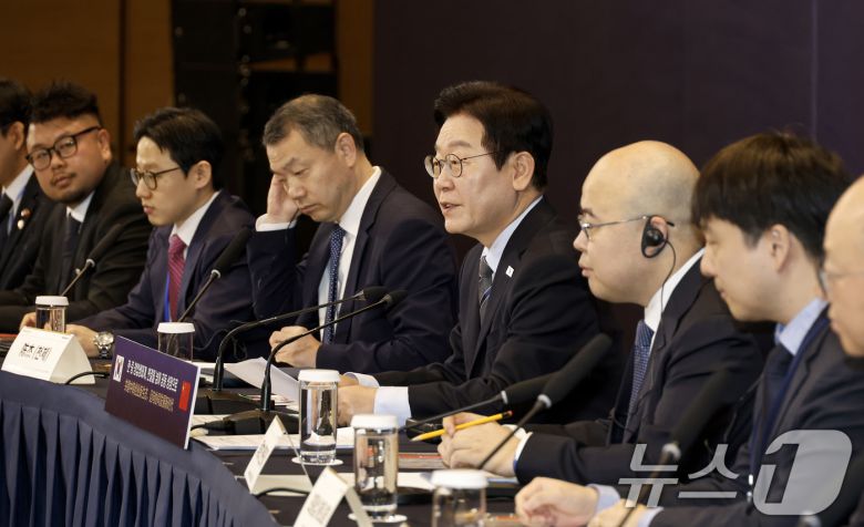 이재명 대통령이 7일 중국 상하이 국제회의중심에서 열린 한·중 벤처스타트업 서밋에서 발언하고 있다. 2026.1.7/뉴스1 ⓒ News1 허경 기자