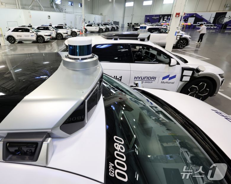 8일(현지시간) 미국 네바다주 라스베이거스 모셔널테크니컬센터에 현대차 그룹과 모셔널이 함께 개발한 아이오닉 5 기반 '로보택시'가 주차돼 있다. 2026.1.12/뉴스1 ⓒ News1 황기선 기자