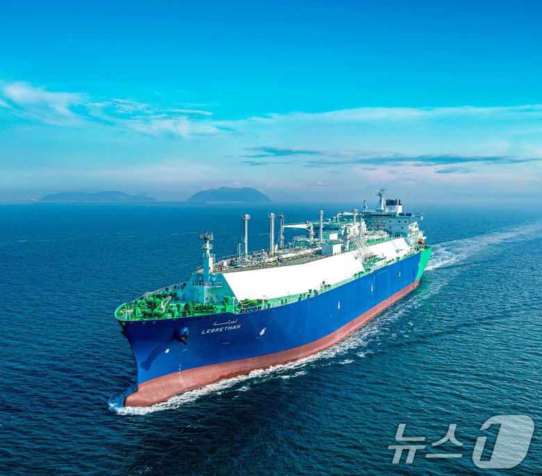 한화오션이 건조한 200번째 LNG운반선인 레브레사호(한화오션 제공. 재판매 및 DB 금지) 2025.2.20/뉴스1