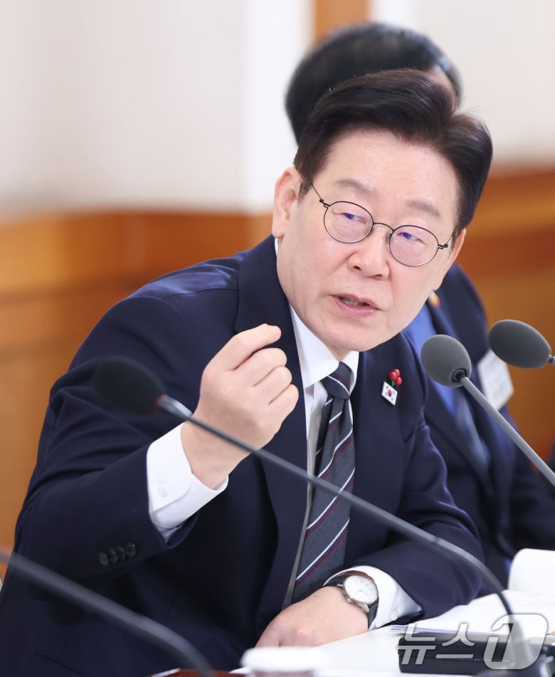 이재명 대통령이 9일 청와대에서 열린 경제성장전략 국민보고회에서 발언하고 있다. 2026.1.9/뉴스1 ⓒ News1 허경 기자