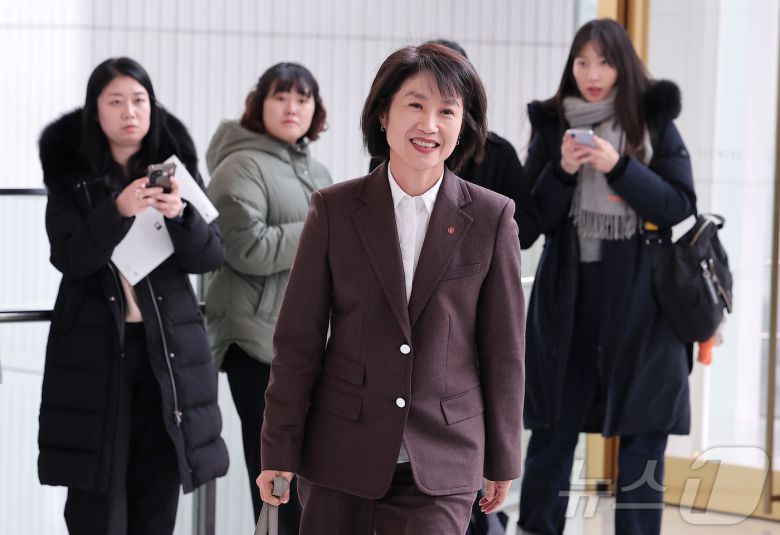 김덕희 대홍기획 대표이사가 15일 서울 송파구 롯데월드타워에서 열리는 2026 상반기 롯데 VCM(Value Creation Meeting, 사장단회의)에 참석하고 있다. 2026.1.15/뉴스1 ⓒ News1 김성진 기자