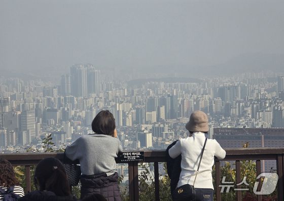 15일 오후 3시를 기해 전북 서부권역에 미세먼지 주의보가 발령됐다.(자료사진)/뉴스1