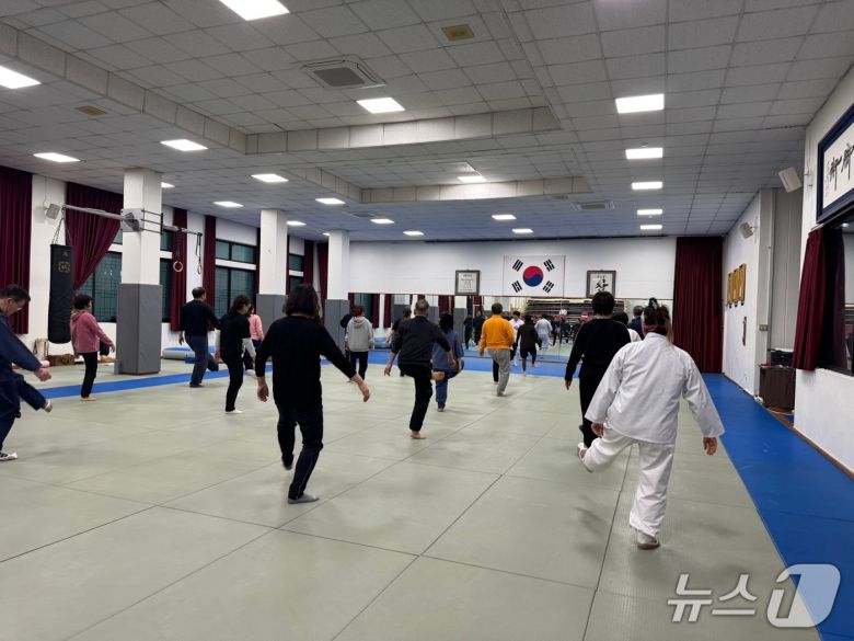2026년 충주 시민 택견 교실.(충주시 제공. 재판매 및 DB금지)/뉴스1