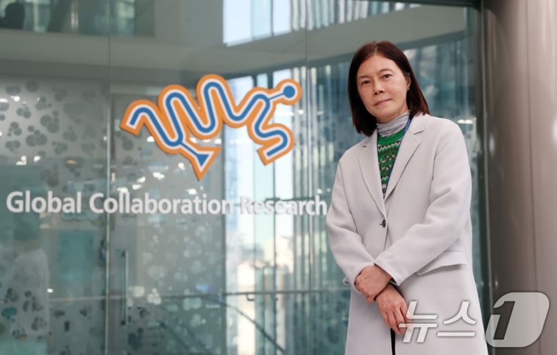 남수연 차바이오텍 R&D 총괄사장이 8일 경기 성남시 분당구 차바이오컴플렉스에서 뉴스1과 인터뷰를 진행하기 전 포즈를 취하고 있다. ⓒ News1 김영운 기자