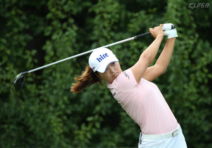 '세계 1위' 고진영이 우승을 노린다. [사진= KLPGA]