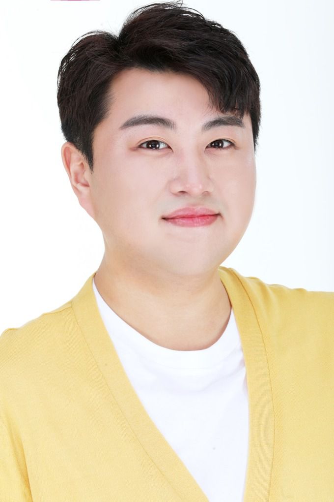 [서울=뉴스핌] 이지은 기자 = 트로트가수 김호중 [사진=생각을보여주는엔터테인먼트] 2020.04.16 alice09@newspim.com