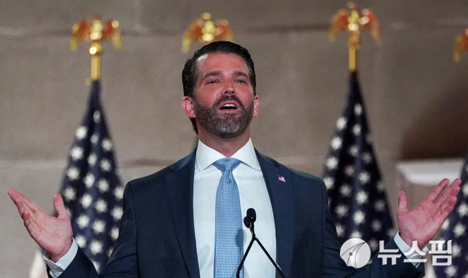 도널드 트럼프 미국 대통령의 장남 도널드 트럼프 주니어가 공화당 전당대회 찬조 연설을 하고 있다. 2020.08.24 [사진= 로이터 뉴스핌]