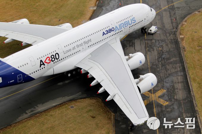 에어버스의 초대형 여객기 A380 [사진=로이터 뉴스핌]