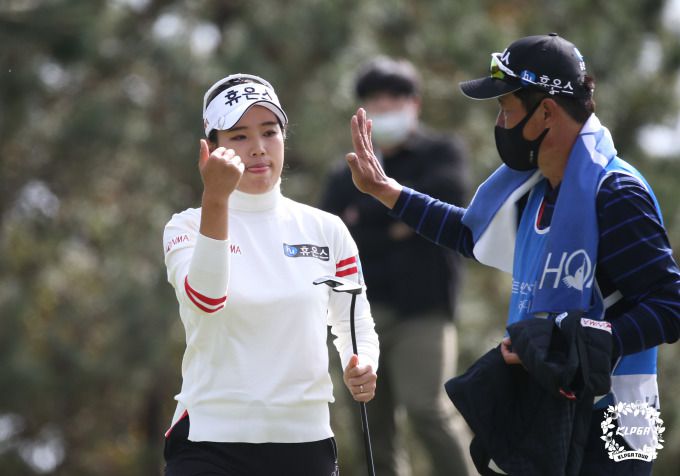 공동선두를 이룬 최민경. [사진= KLPGA]