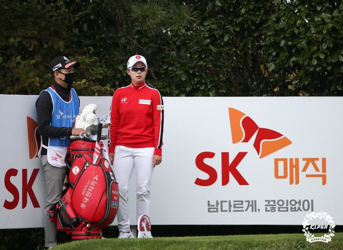 김효주도 공동5위에 포진, 우승권에 자리했다. [사진= KLPGA]