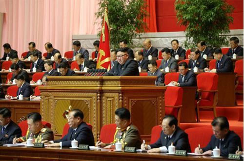 [서울=뉴스핌] 송기욱 기자 = 노동신문은 8일 제8차 당대회 3일차 소식을 전하며 김정은 북한 국무위원장이 대남 문제를 고찰하고 대외 관계 확대발전을 위한 당의 방향을 천명했다고 보도했다.  [사진 = 노동신문] 2021.01.08 oneway@newspim.com