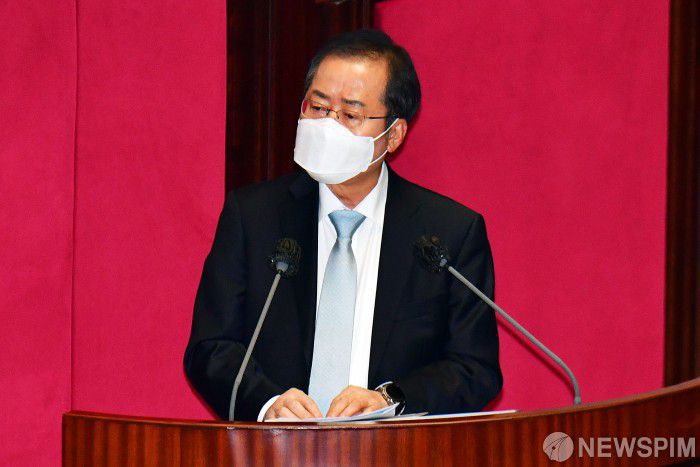 [서울=뉴스핌] 이형석 기자 = 홍준표 무소속 의원. 2021.02.04 leehs@newspim.com