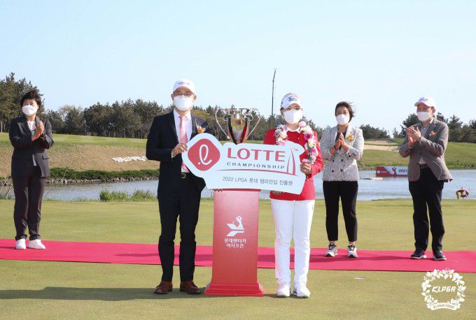 이소미는 우승으로 내년 LPGA 롯데 챔피언십 출전권을 받았다. [사진= KLPGA]