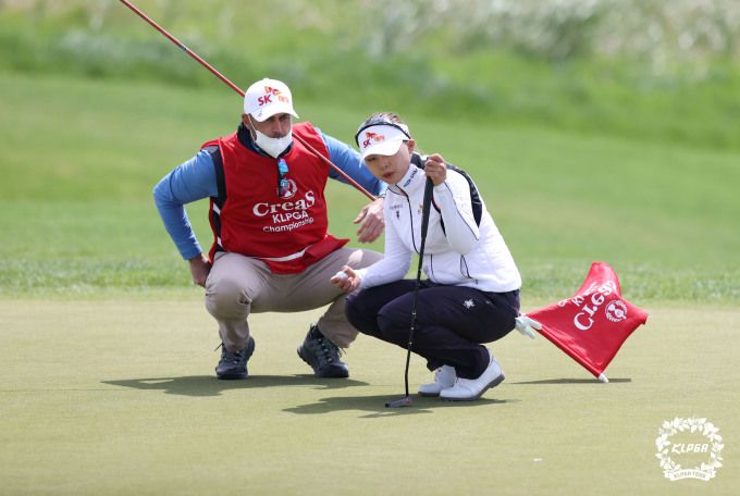사흘내내 선두를 지킨 김지영2에겐 아쉬움이 많이 남는 대회였다. [사진= KLPGA]